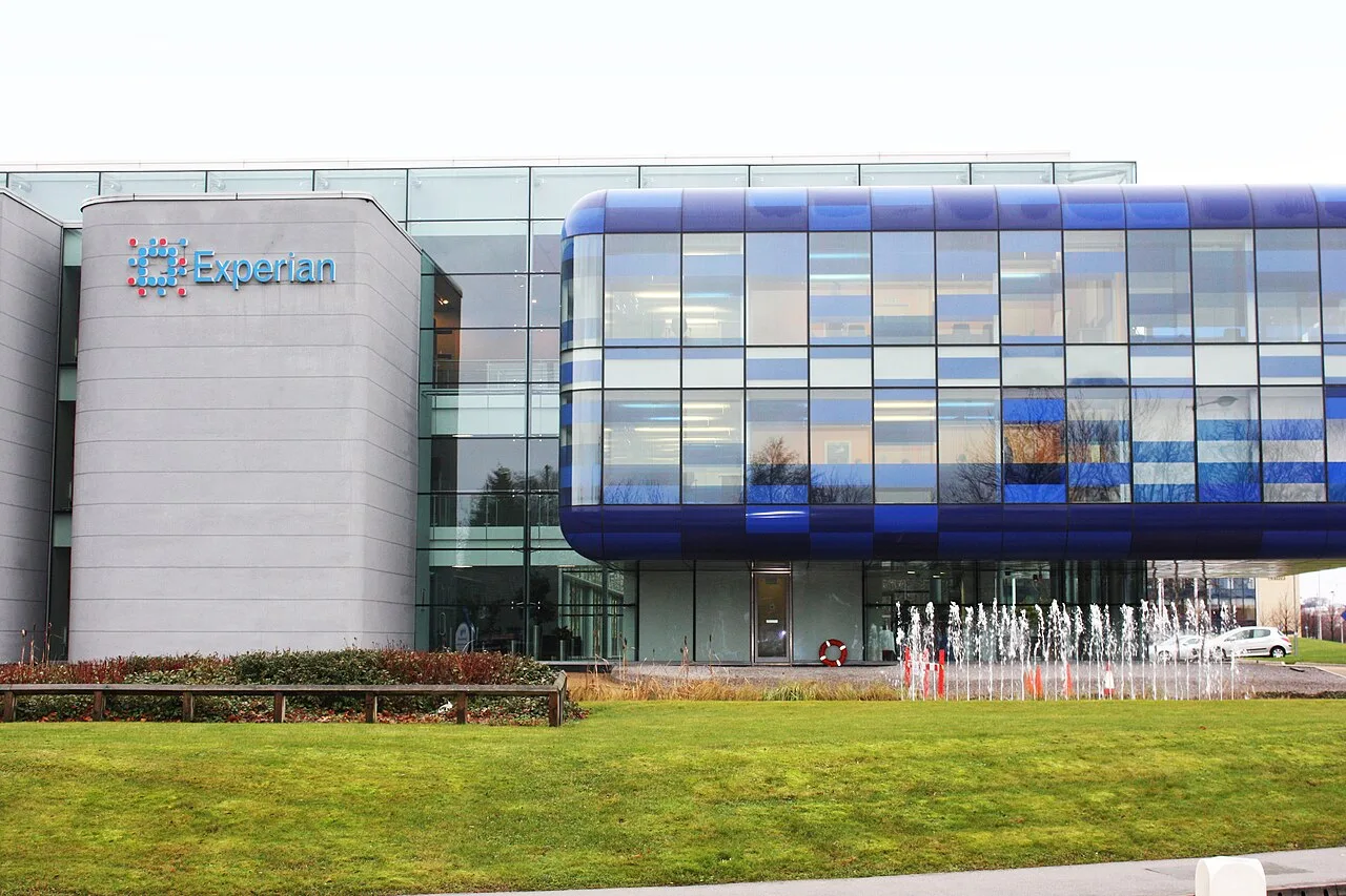 Experian acquires Konfir